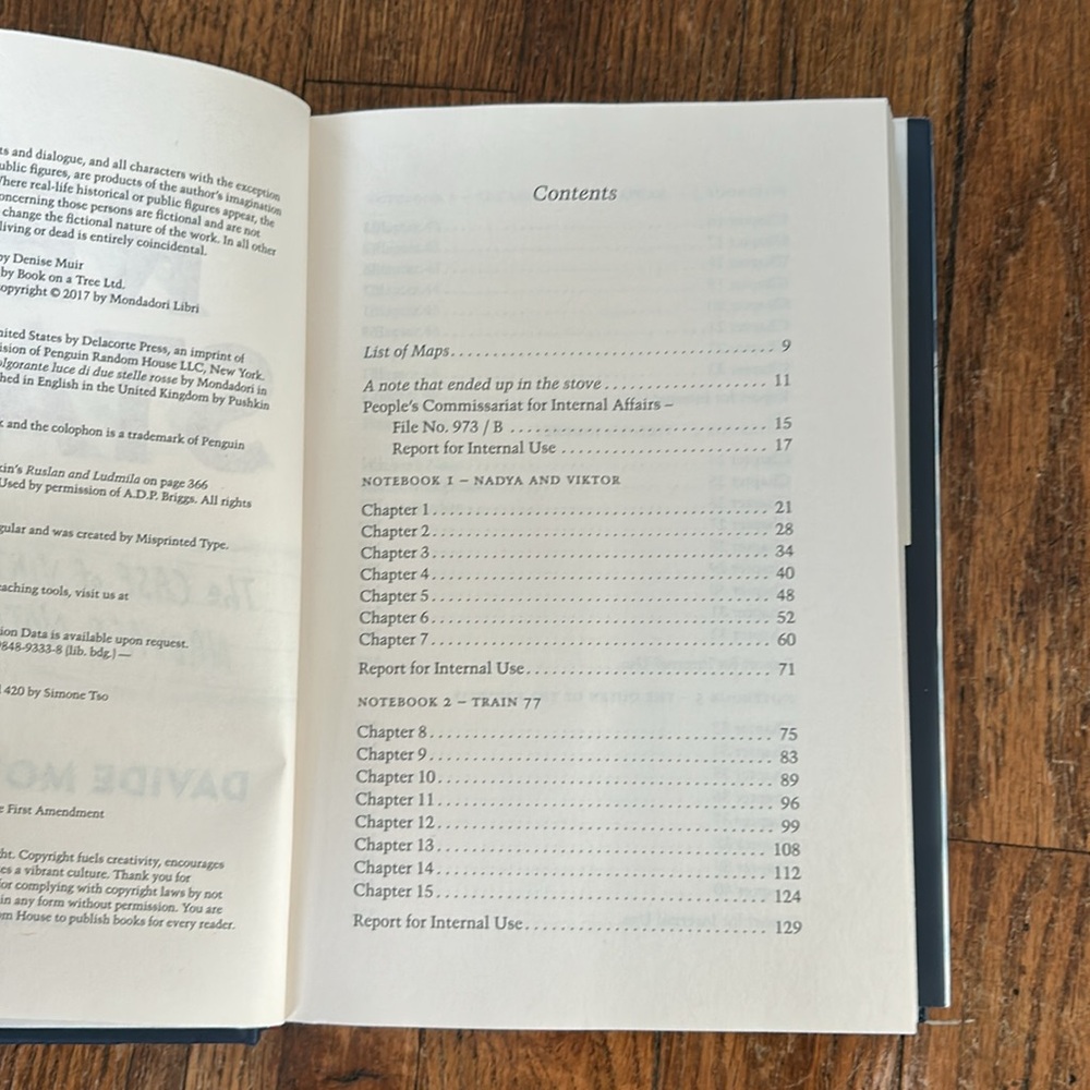 Red Stats - The case of Victor and Nadia’s Notebook by Davide Morosinotto - Picture 4 of 6